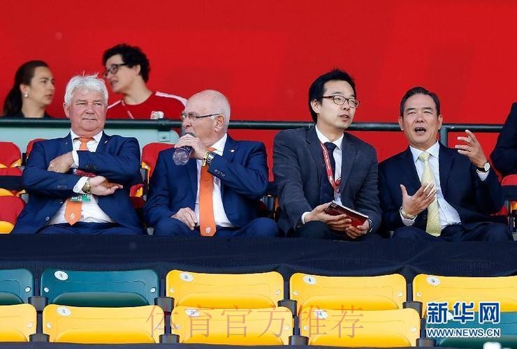 蔡振华:铿锵玫瑰精神再现 中国女足还能前行 蔡振华:铿锵玫瑰精神再现 中国女足还能前行